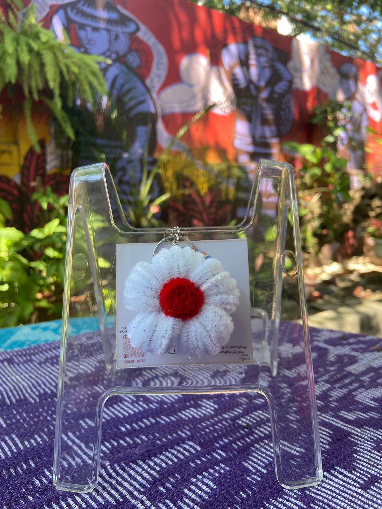 Flower Keychain (White)