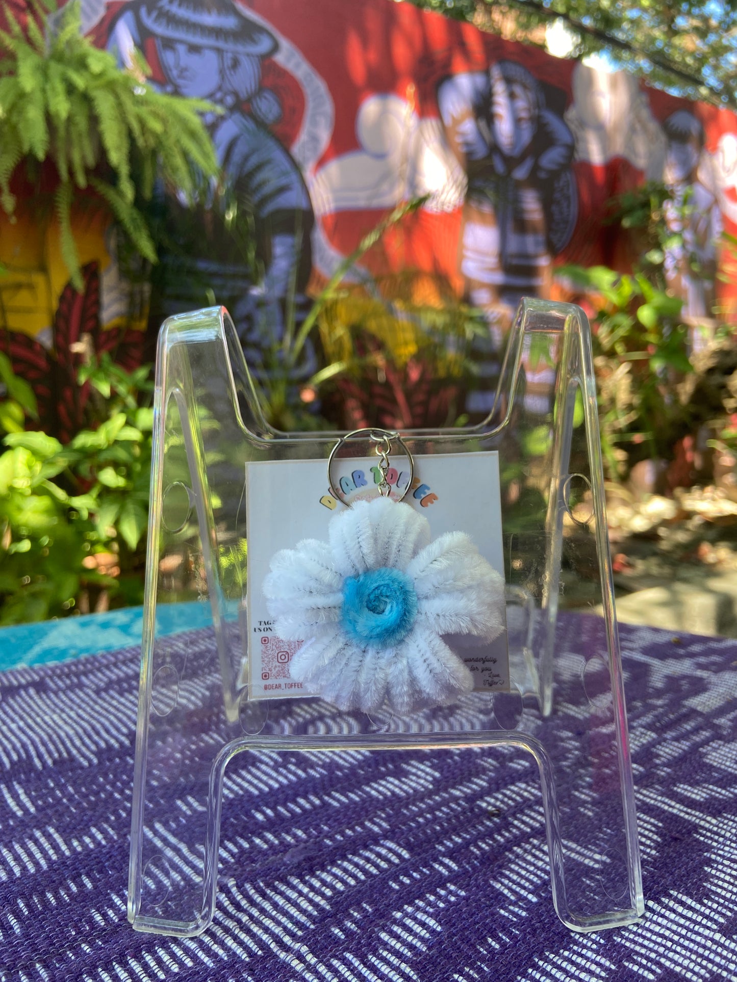 Flower Keychain (White)