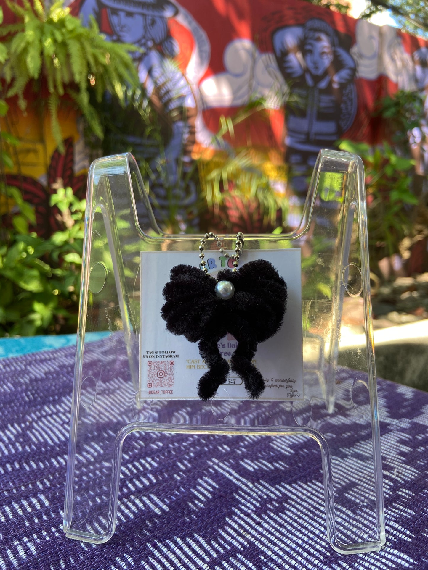 Ribbon Keychain (Black)