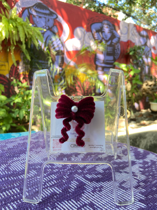 Ribbon Keychain (Maroon)