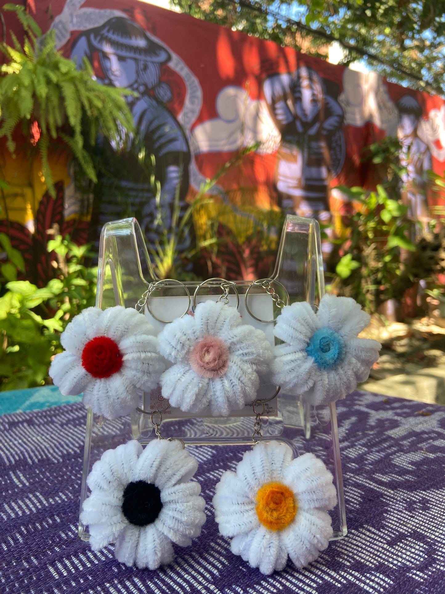 Flower Keychain (White)