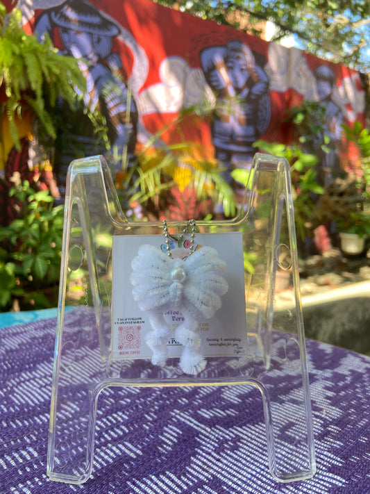 Ribbon Keychain (White)