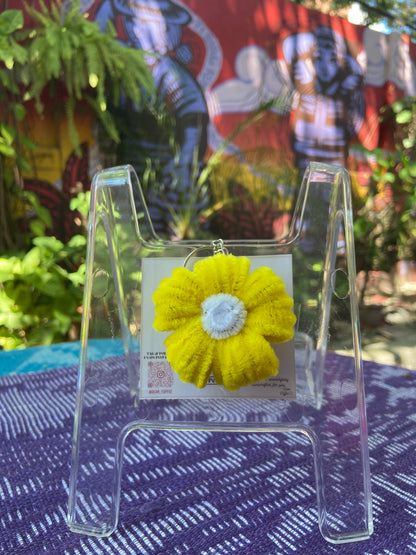 Flower Keychain (Bright Yellow)